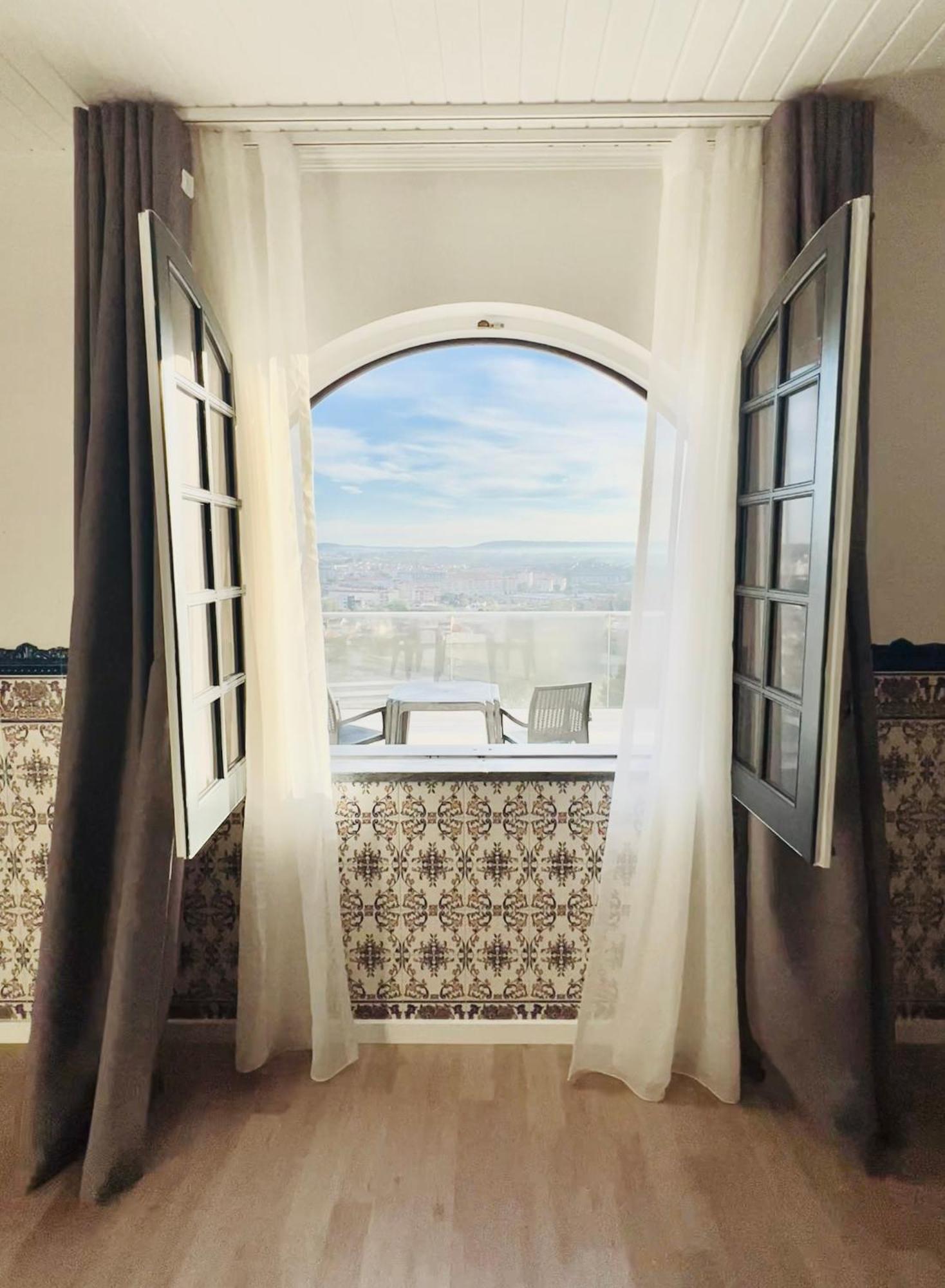 Vila Pombal Tomar Apartments - Pool & City Views מראה חיצוני תמונה